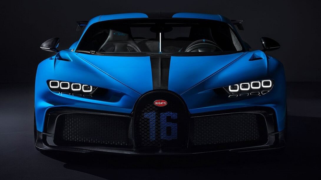  bugatti chiron front view - Blue - Front view profile